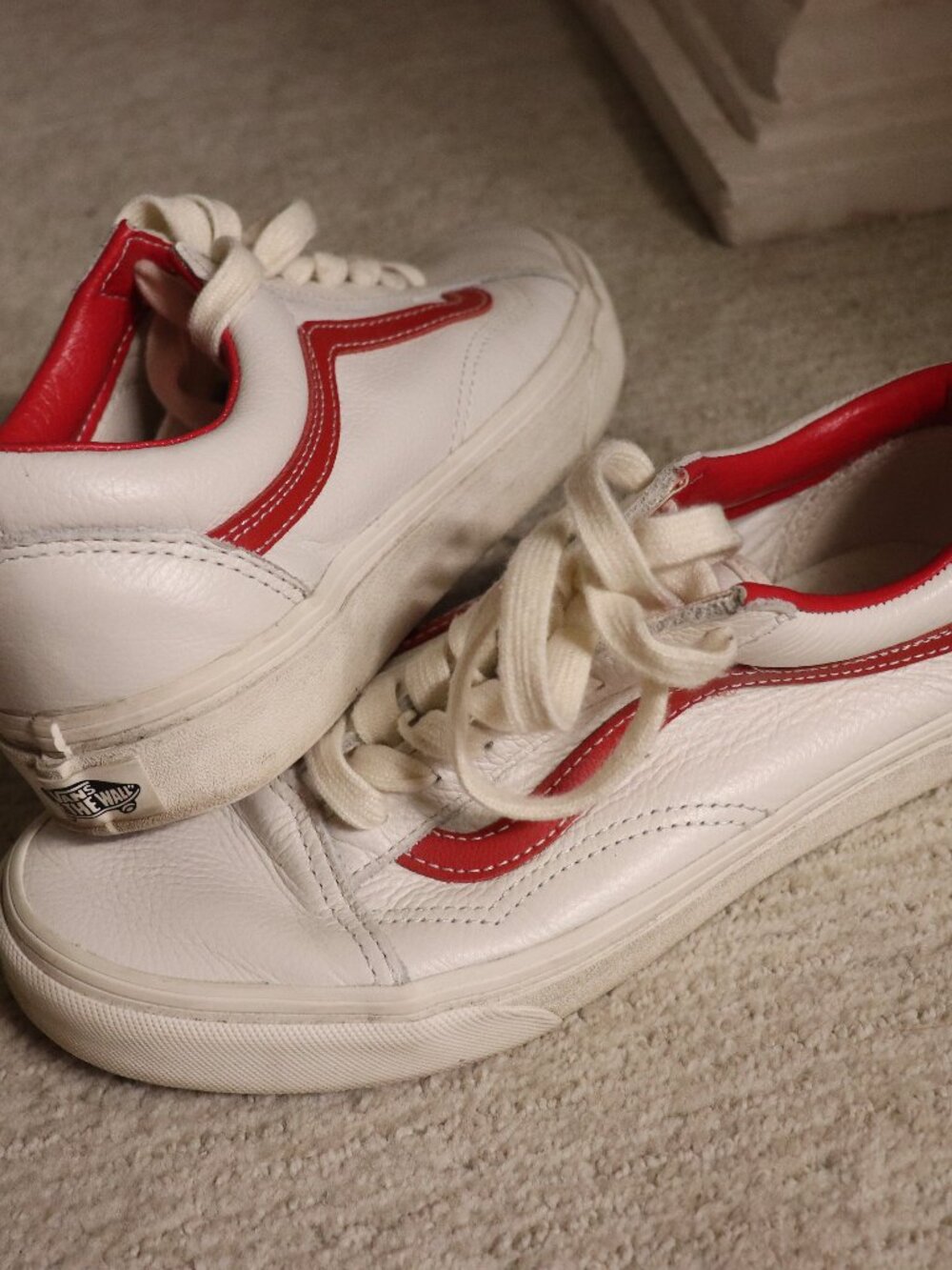 Vans Old Skool White Red Sneakers Women 7.5